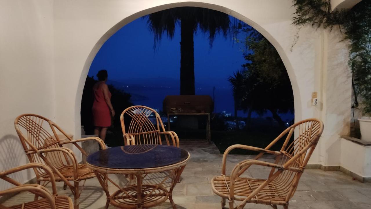 Antika 6 Hotel Толон Екстериор снимка