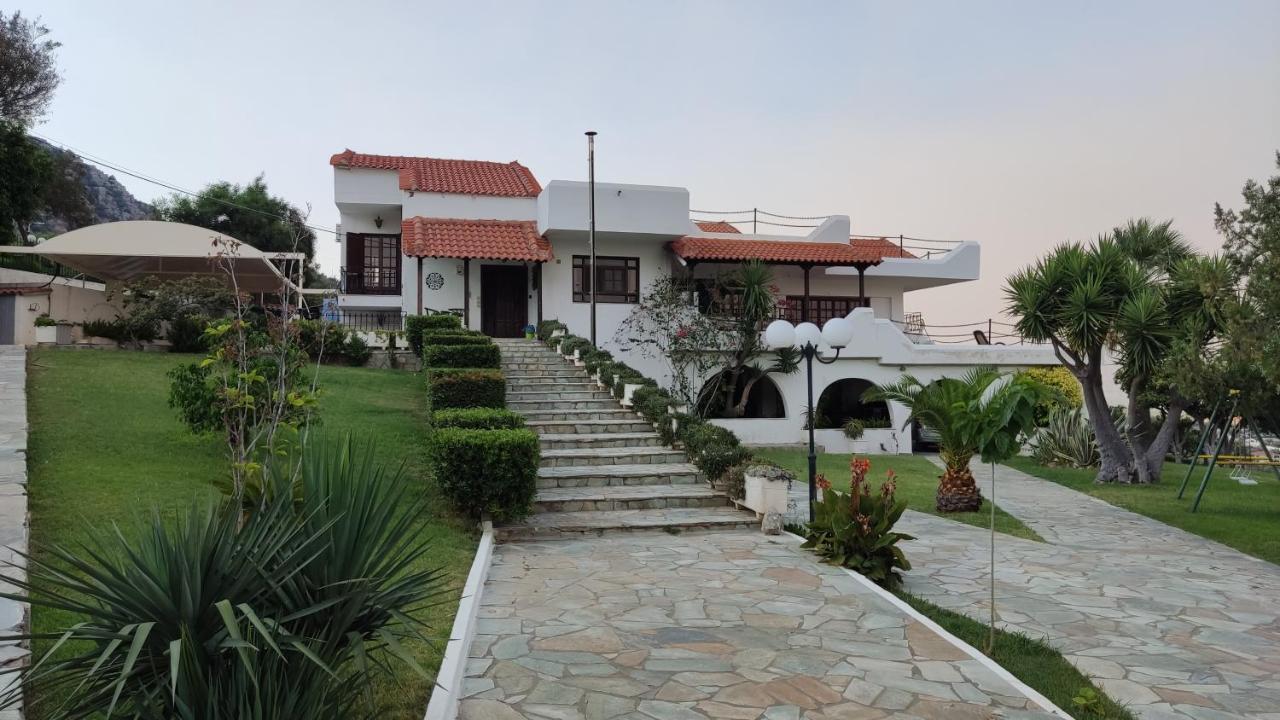 Antika 6 Hotel Толон Екстериор снимка