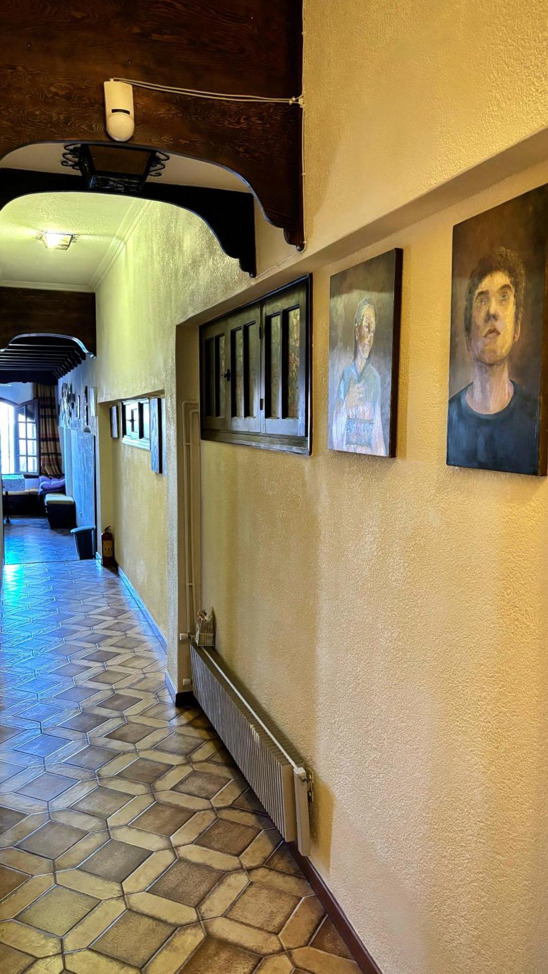 Antika 6 Hotel Толон Екстериор снимка